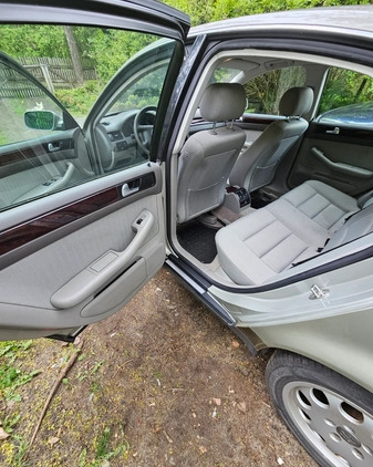 Audi A6 cena 23500 przebieg: 265000, rok produkcji 2003 z Gniew małe 211